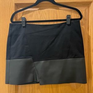 548 Black Leather Skirt